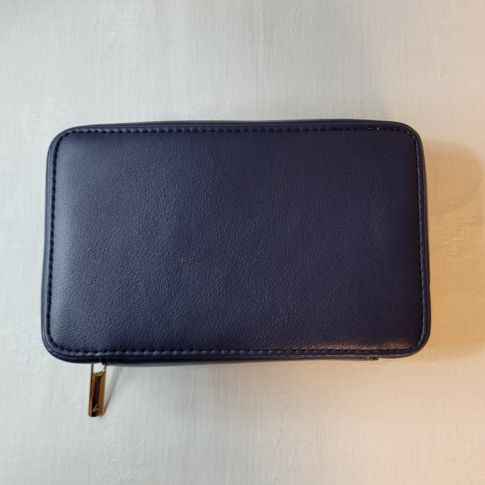 Missoni Delta (7" x 4") Navy Chevron Amenity Vanity Travel Kit Pouch - Picture 7 of 12